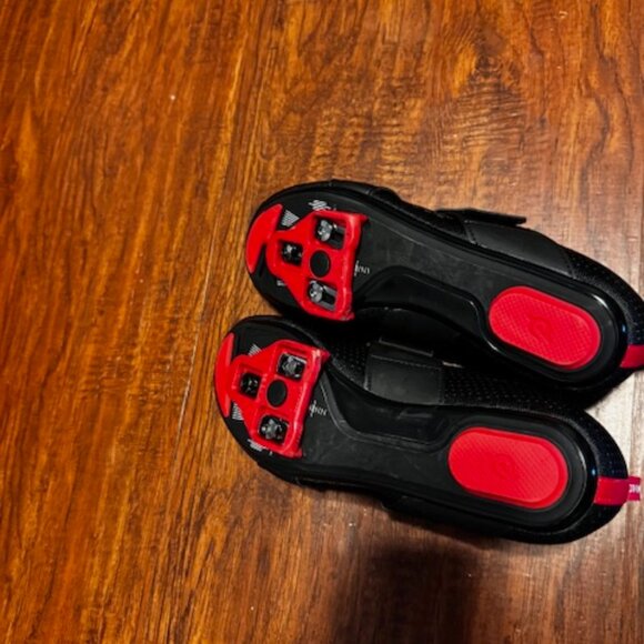 Peloton Altos Cycling Shoes for Bike and Bike+ - Women’s 9.5 / Men’s 8 - Picture 4 of 4